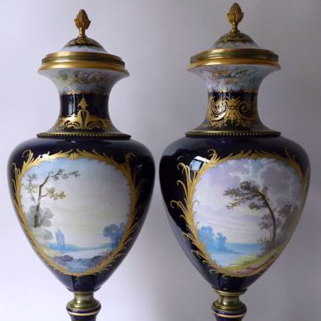 Image de PAIRE DE VASES DE FORME OVOÏDE