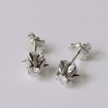 Picture of PAIR OF WHITEGOLD EAR STUDS