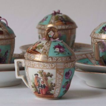 Picture of SIX CUPS AND A SMALL SAUCER