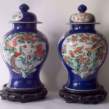 Picture of PAIR OF PIRIFORM LIDDED VASES