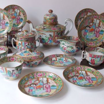 Picture of TABLE WARE
