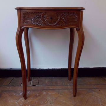 Picture of SEWING TABLE