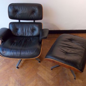 Afbeeldingen van LOUNGE CHAIR EN OTTOMAN