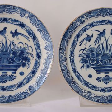 Picture of PAIR OF PANCAKE PLATES