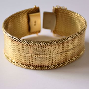 Picture of WIDE GOLD BRACELET