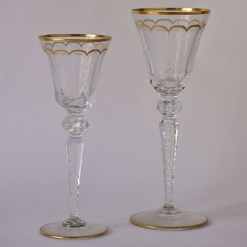 Picture of JUG, CARAFE AND WINE GLASSES