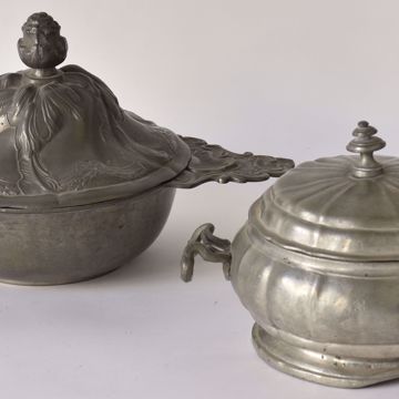 Picture of TWO LIDDED BOWLS