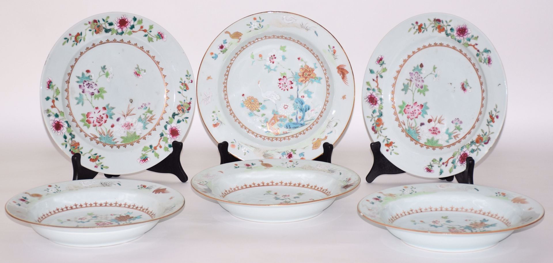 QUATRE ASSIETTES CREUSES ET DEUX ASSIETTES PLATES - AMBERES