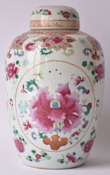 Picture of LIDDED VASE