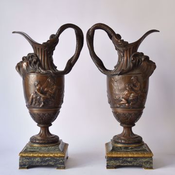 Image de PAIRE DE VASES ORNEMENTAUX EN BRONZE