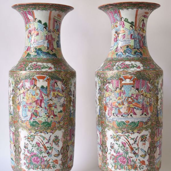 Picture of PAIR OF VASES