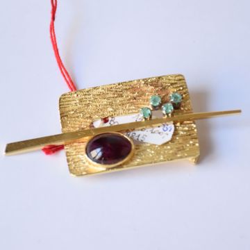 Picture of MODERN GOLDEN BROOCH