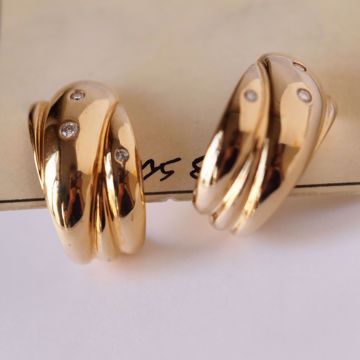 Picture of GOLDEN EAR STUDS