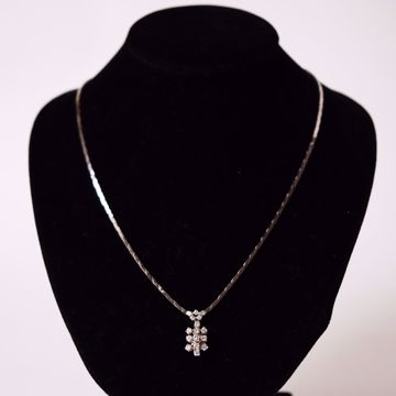 Picture of WHITE GOLDEN NECKLACE