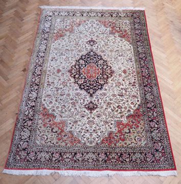 Image de TAPIS EN SOIE