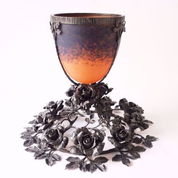 Picture of VASE MADE OF GLASS PASTE