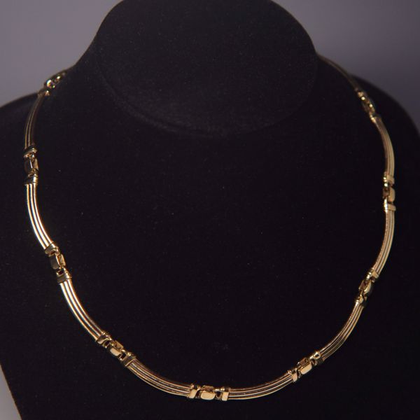 Picture of GOLDEN NECKLACE