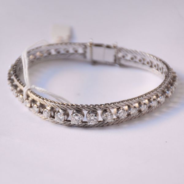 Picture of WHITE GOLDEN BRACELET