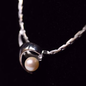 Picture of WHITE GOLD NECKLACE