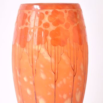 Image de VASE EN FORME DE TULIPE