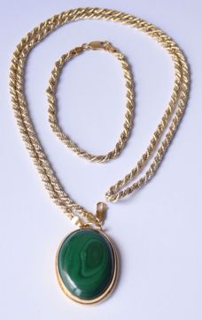 Picture of GOLD TWISTED NECKLACE