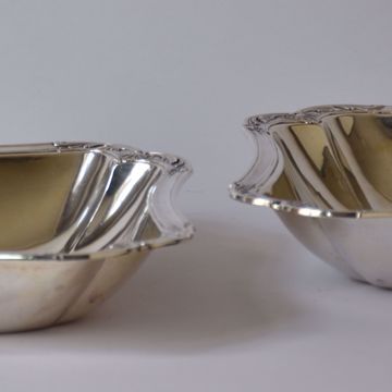 Picture of PAIR OF SQUARE DEEP BOWLS