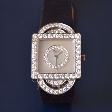 Image de MONTRE POUR DAMES EN OR BLANC