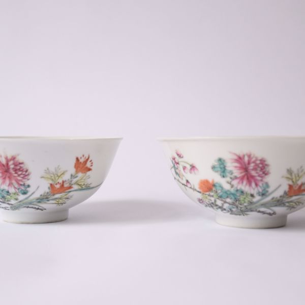 Picture of PAIR OF BOWLS