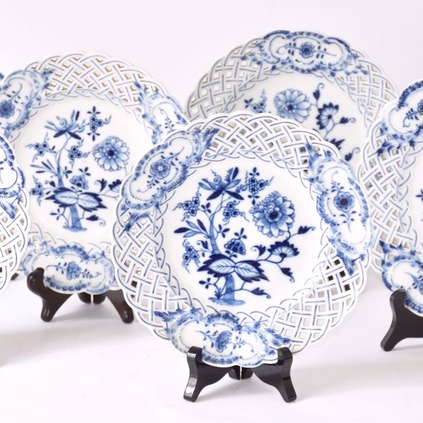 Image sur SEPT ASSIETTES
