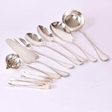 Afbeeldingen van DEEL VAN TAFELSERVIES