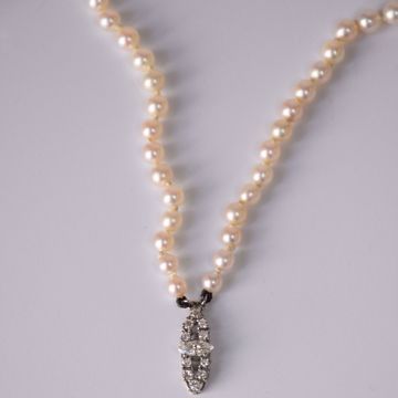 Image de COLLIER DE PERLES AVEC FERMOIR EN OR