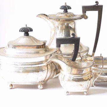 Image de SERVICE À CAFÉ ET À THÉ