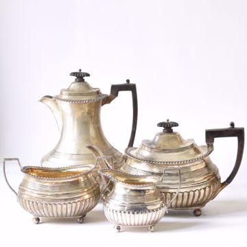 Afbeeldingen van KOFFIE- EN THEESERVIES