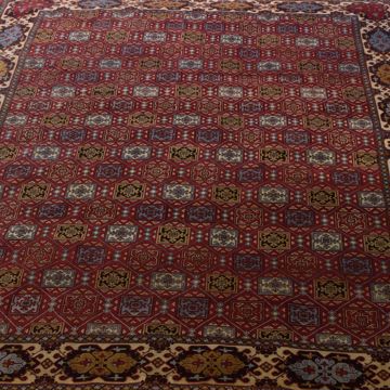 Afbeeldingen van TABRIZ TAPIJT