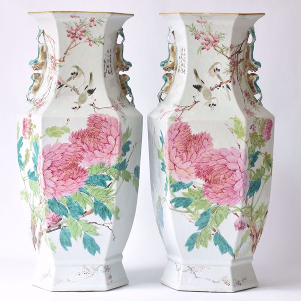 Picture of PAIR OF HEXAGONAL VASES