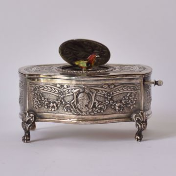 Image de BOÎTE À MUSIQUE A BORD FESTONNEE