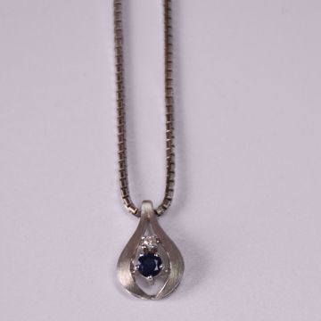 Picture of WHITE GOLD NECKLACE AND SMALL WHITE GOLD PENDANT 