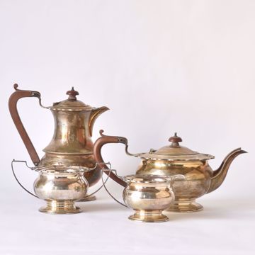 Afbeeldingen van KOFFIE- EN THEESERVIES