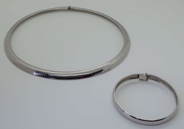 Afbeeldingen van WITGOUDEN ARMBAND EN HALSSNOER